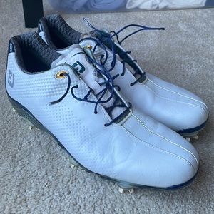 Footjoy spiked golf shoes